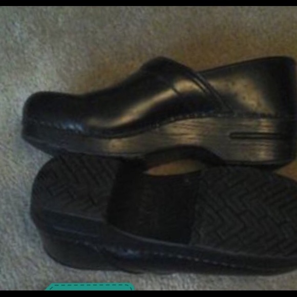 Dansko black size 40
