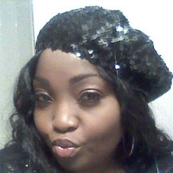 Meet your Posher, Nicky - Picture 2 of 2