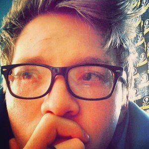 Meet your Posher, Beau