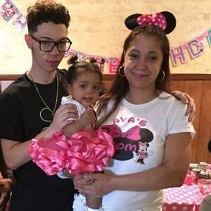 Meet your Posher, Hilda