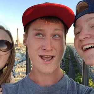 Meet your Posher, Evan