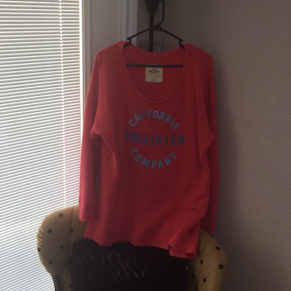 Large hollister sweater - Picture 1 of 4