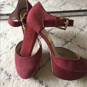 *SALE* Michael Kors burgundy suede heels