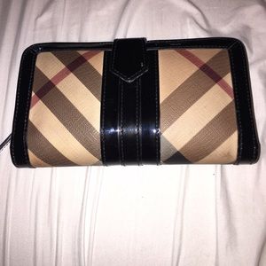 Burberry wallet