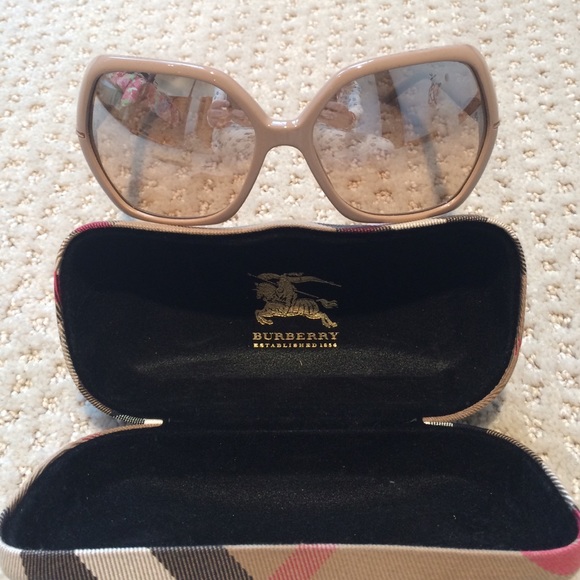 Burberry authentic sunglasses