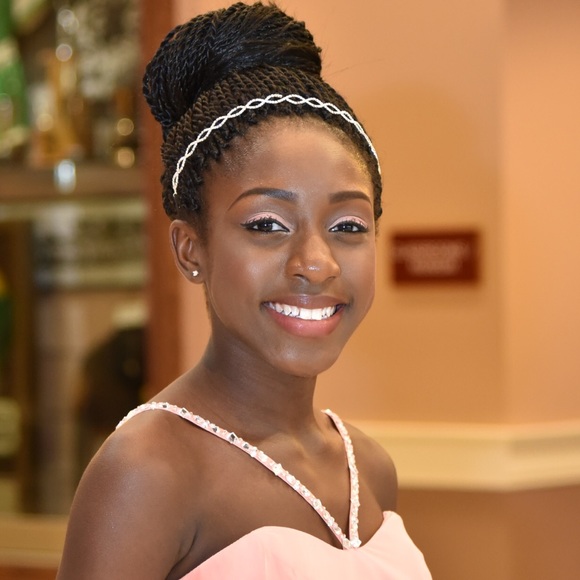 Meet your Posher, Grace