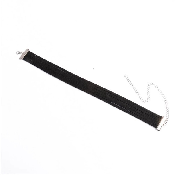 5for$25 Multi layer black leather choker - Picture 3 of 4