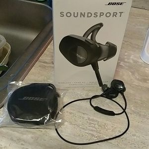Brand new Bose wireless ear buds