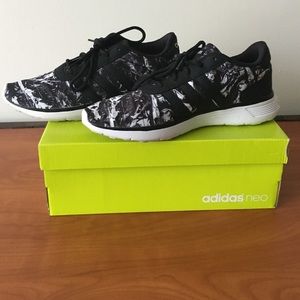 Size 9 Adidas neo Lite Racer W