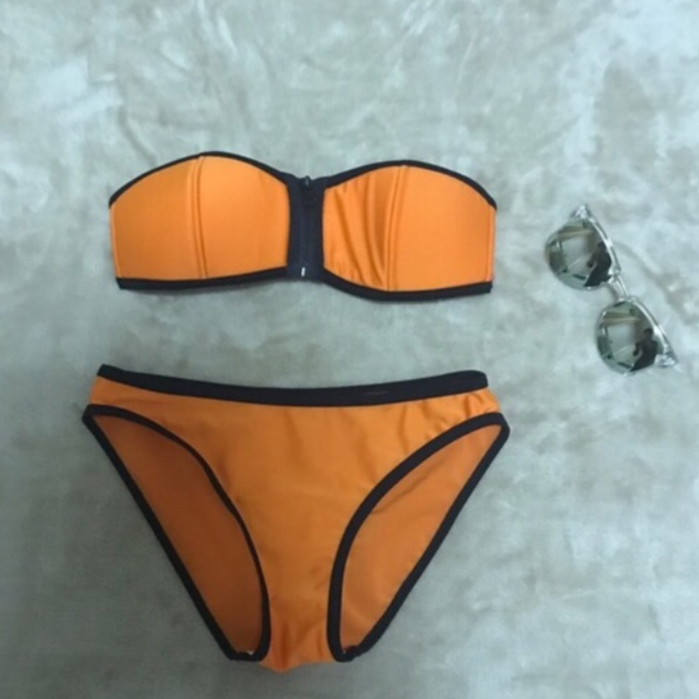 SUPER CUTE Orange and Black Strapless Bikini! 