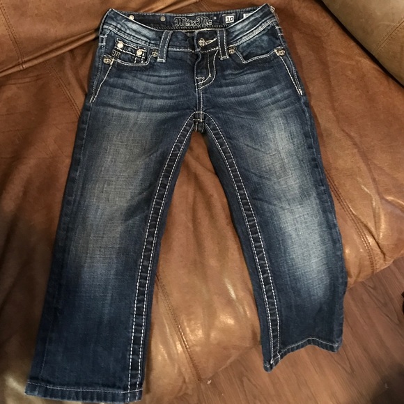 Girls miss me Capri . Size 10