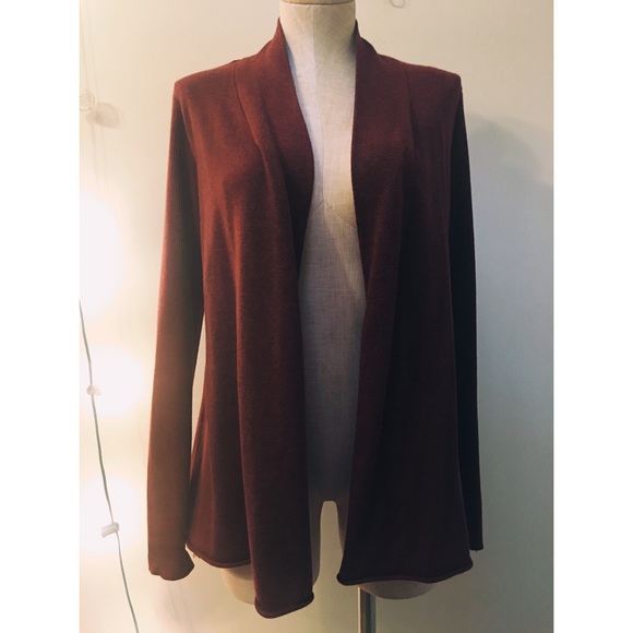 🚨🚨 Natural Reflections Cardigan Medium M