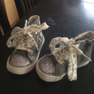 Toddler girl high top shoes
