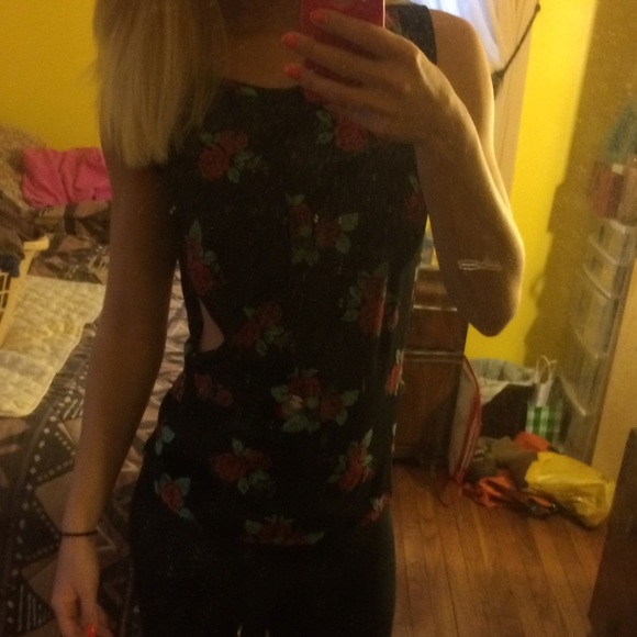 Open side tank - Picture 3 of 3