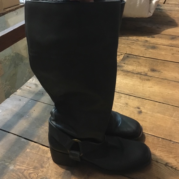 Lucky blk tall boots size 8