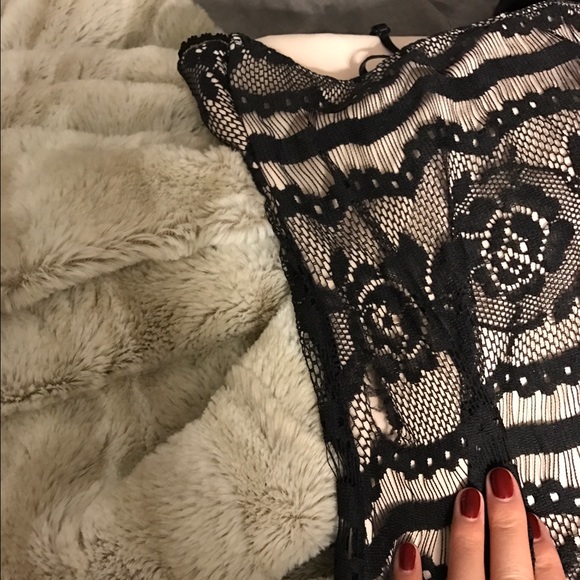 Black lace baby doll mini dress - Picture 4 of 4