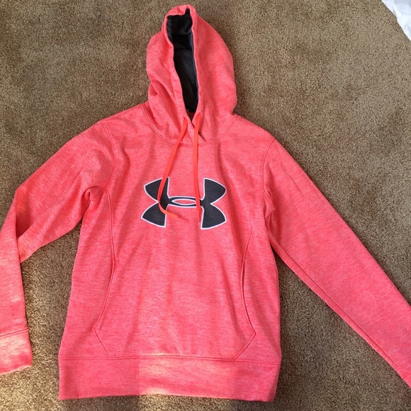 Under Armour sweatshirt