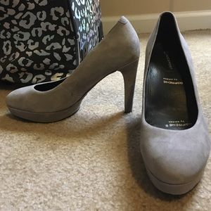 Grey heels!