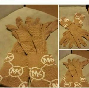 Authentic Michael Kors Gloves