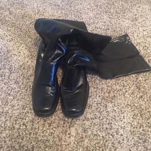 Aerosoles tall black boot!
