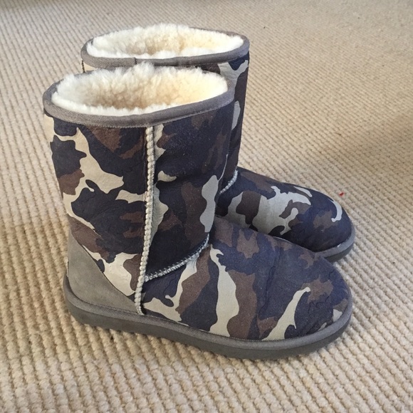 Short Camo Uggs