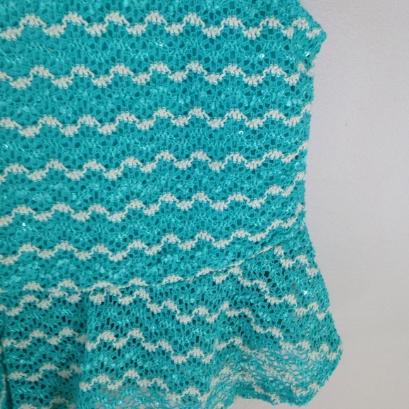 NWT Open Back Peplum top in Seafoam - Picture 2 of 4