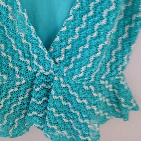 NWT Open Back Peplum top in Seafoam - Picture 4 of 4