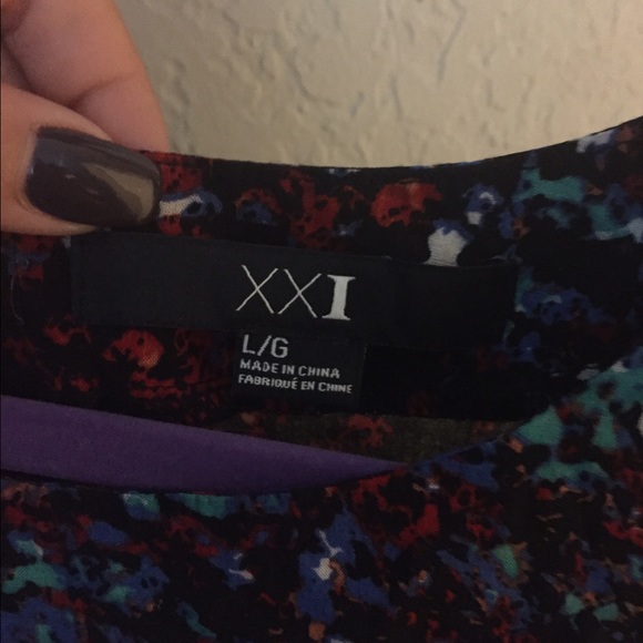 Dress - Picture 3 of 3