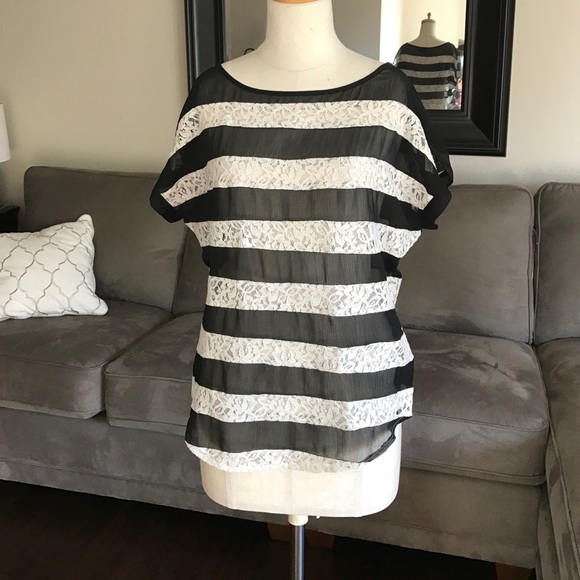 Guess Blouse - M