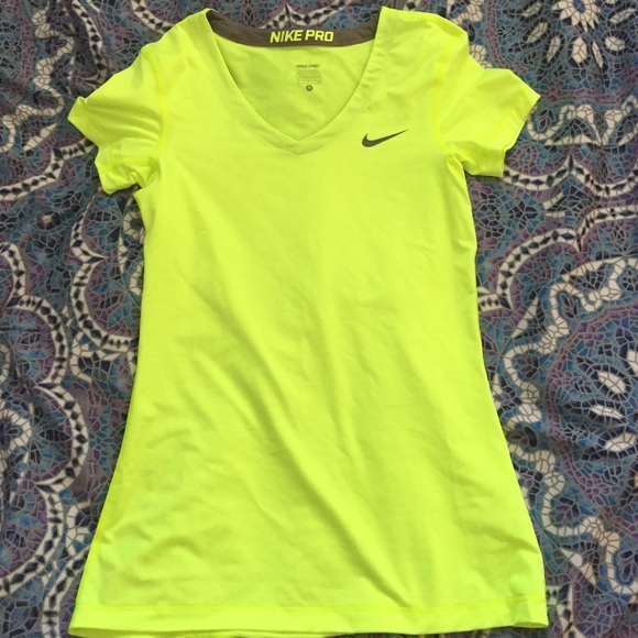 Nike Pro Tshirt
