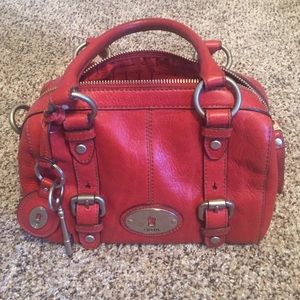 Red fossil handbag!