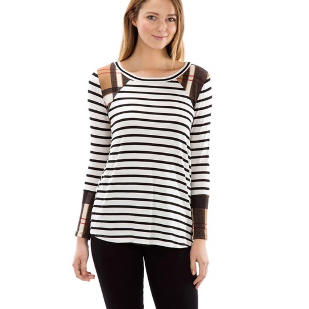 Long Sleeve/Plaid Contrasted Striped Top - Picture 2 of 6
