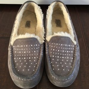 UGG slippers - Swarovski crystals - size 9
