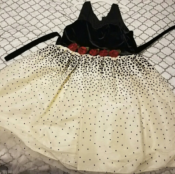 Girls dress