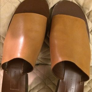 Cole haan saddle tan slides 1-1/4" heel