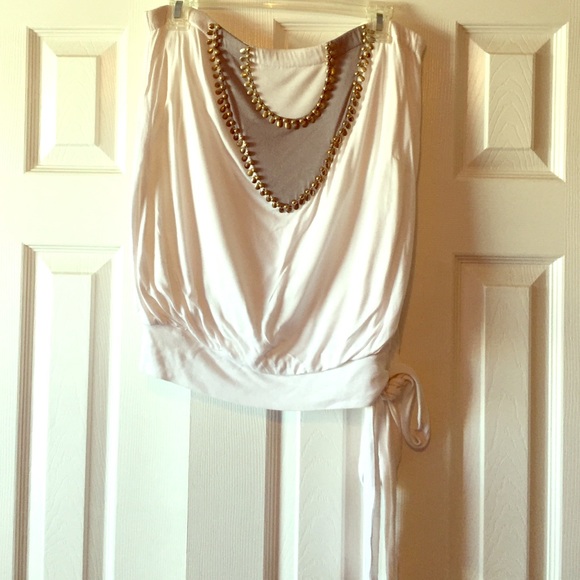Arden B sleeveless/strapless top