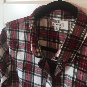 Size M LL Bean plaid flannel button-up