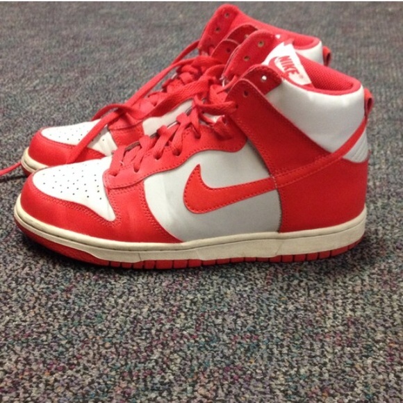 Red Nike Dunks