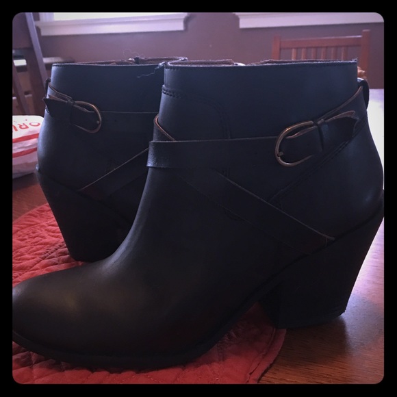 Lucky Brand boots