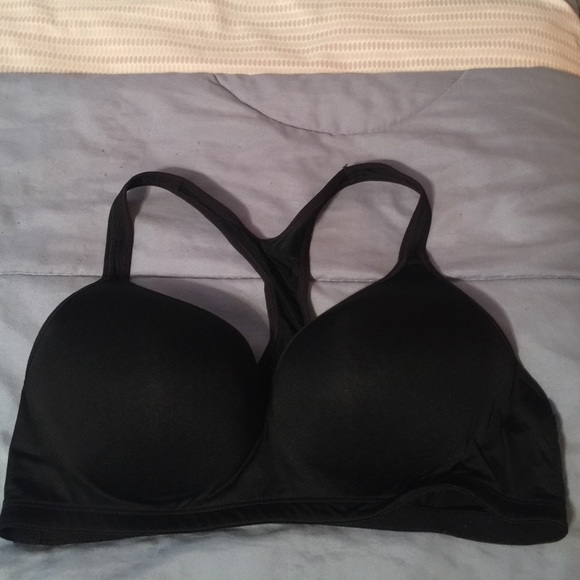 Flirtitude black sports bra