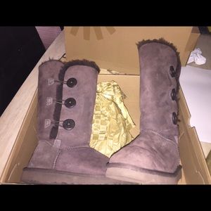 Bailey button Uggs