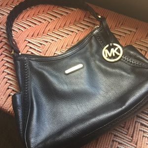 Michael Kors black leather shoulder purse