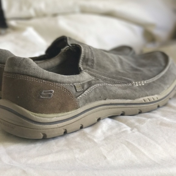 Sketchers men's size 15