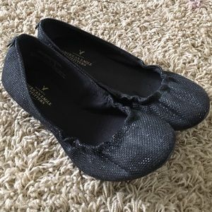 American Eagle black sparkle flats