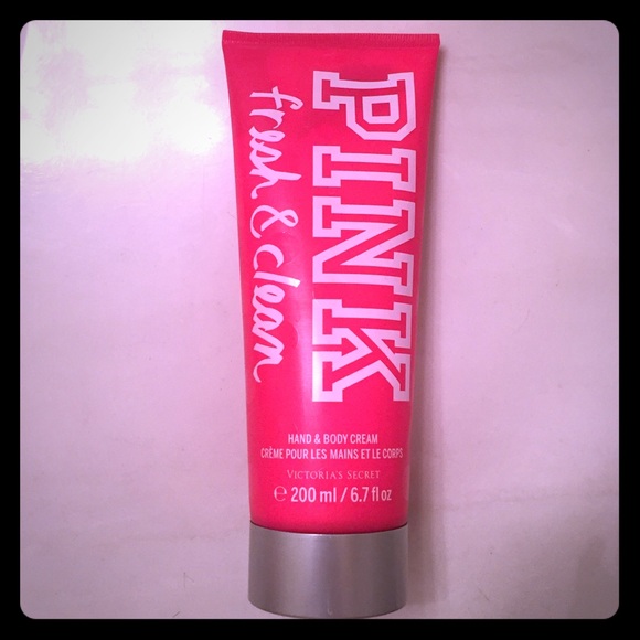 VS PINK Fresh and Clean Lotion