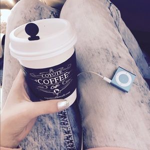 Meet your Posher, Noelle