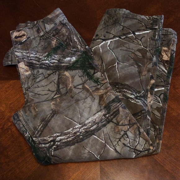 Boys Carhartt Camo pants