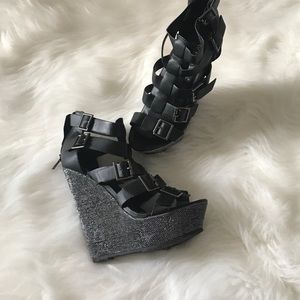 Cute black wedges