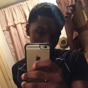 Meet your Posher, Devontre