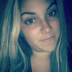 Meet your Posher, Kasi